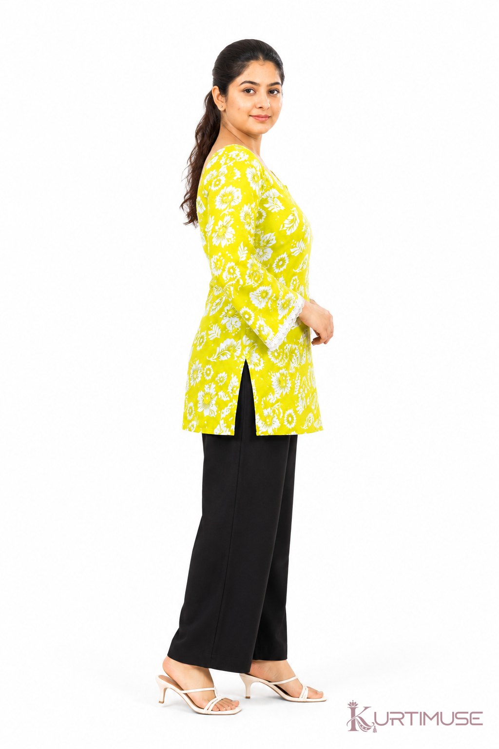 Nimbu-Pani Lime Floral Short Kurti with Inner