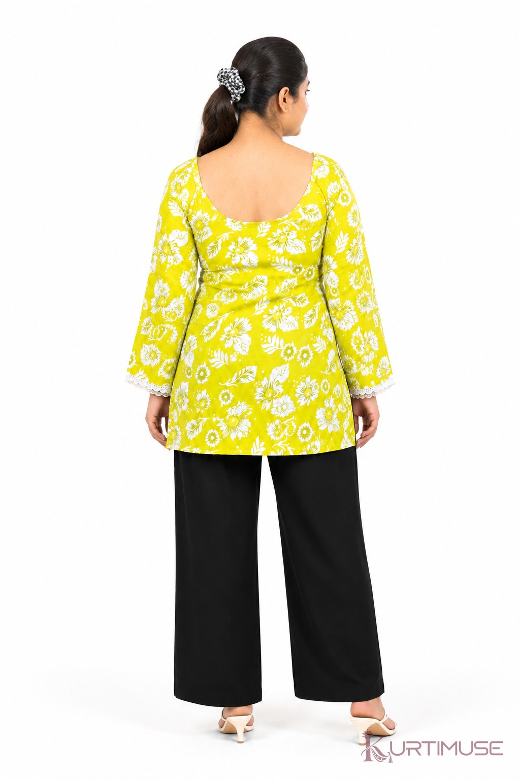 Nimbu-Pani Lime Floral Short Kurti with Inner